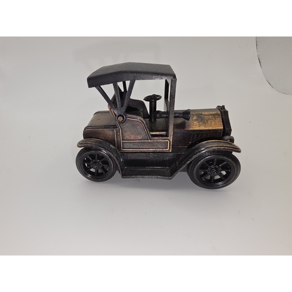 Vintage Die-Cast‎ Bronze 1917 Antique Car Collectible Pencil Sharpener Brass Toy